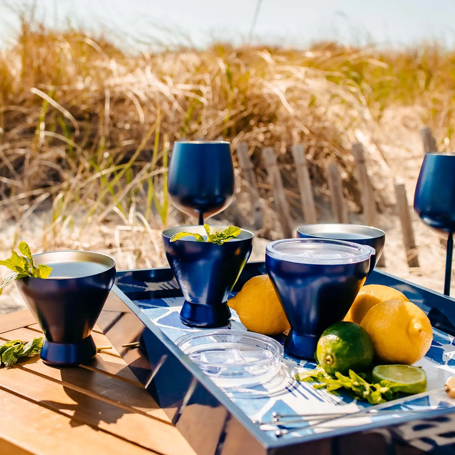 18 Oz Navy Stainless Wine Glasses, Set of 4