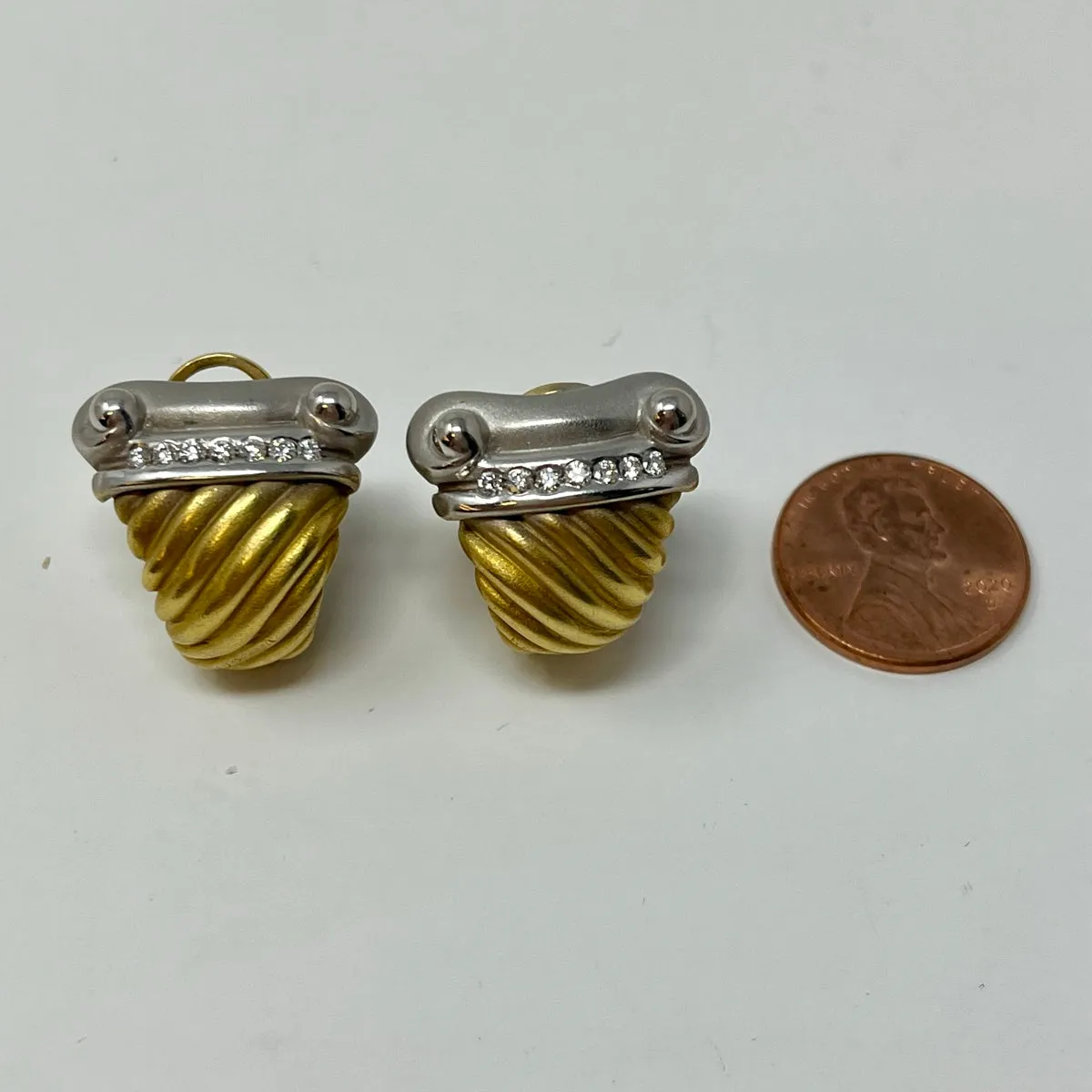 18K Gold Earclips with 14 Diamonds