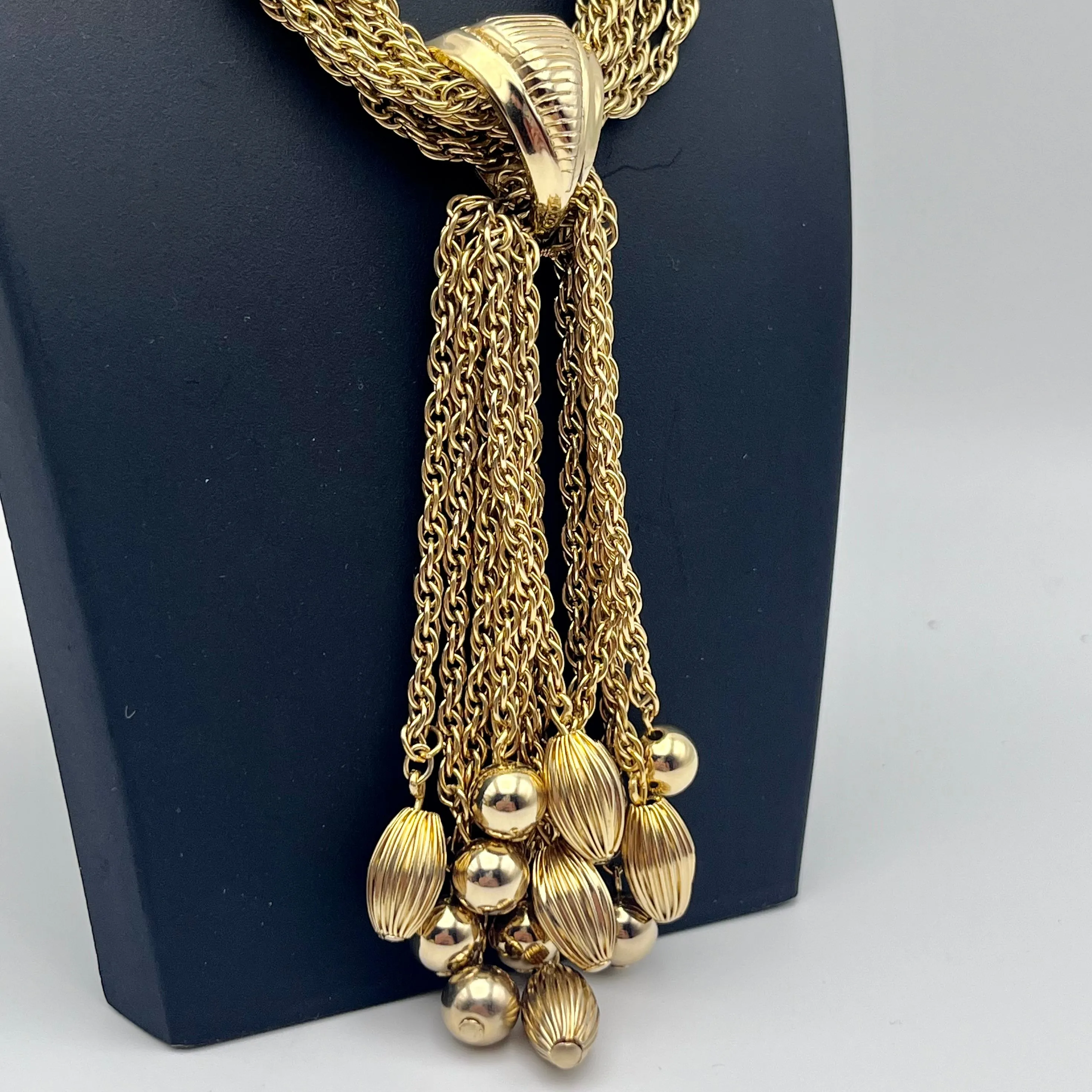1960s Gold Tone Tassel Choker Necklace