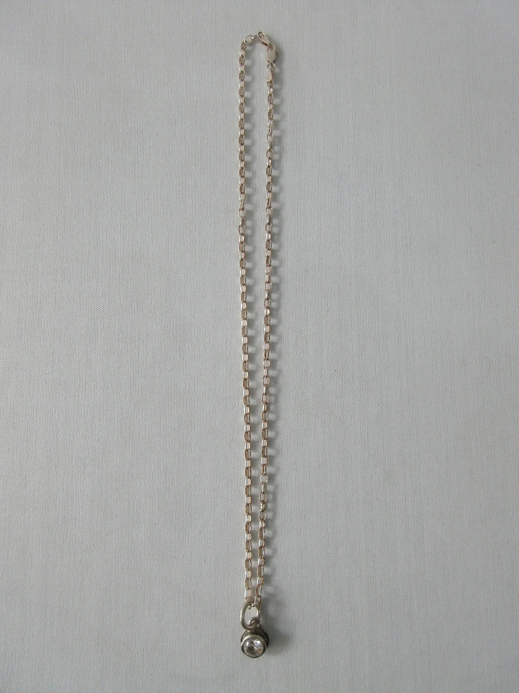 20A64 -Circle Stone Choker