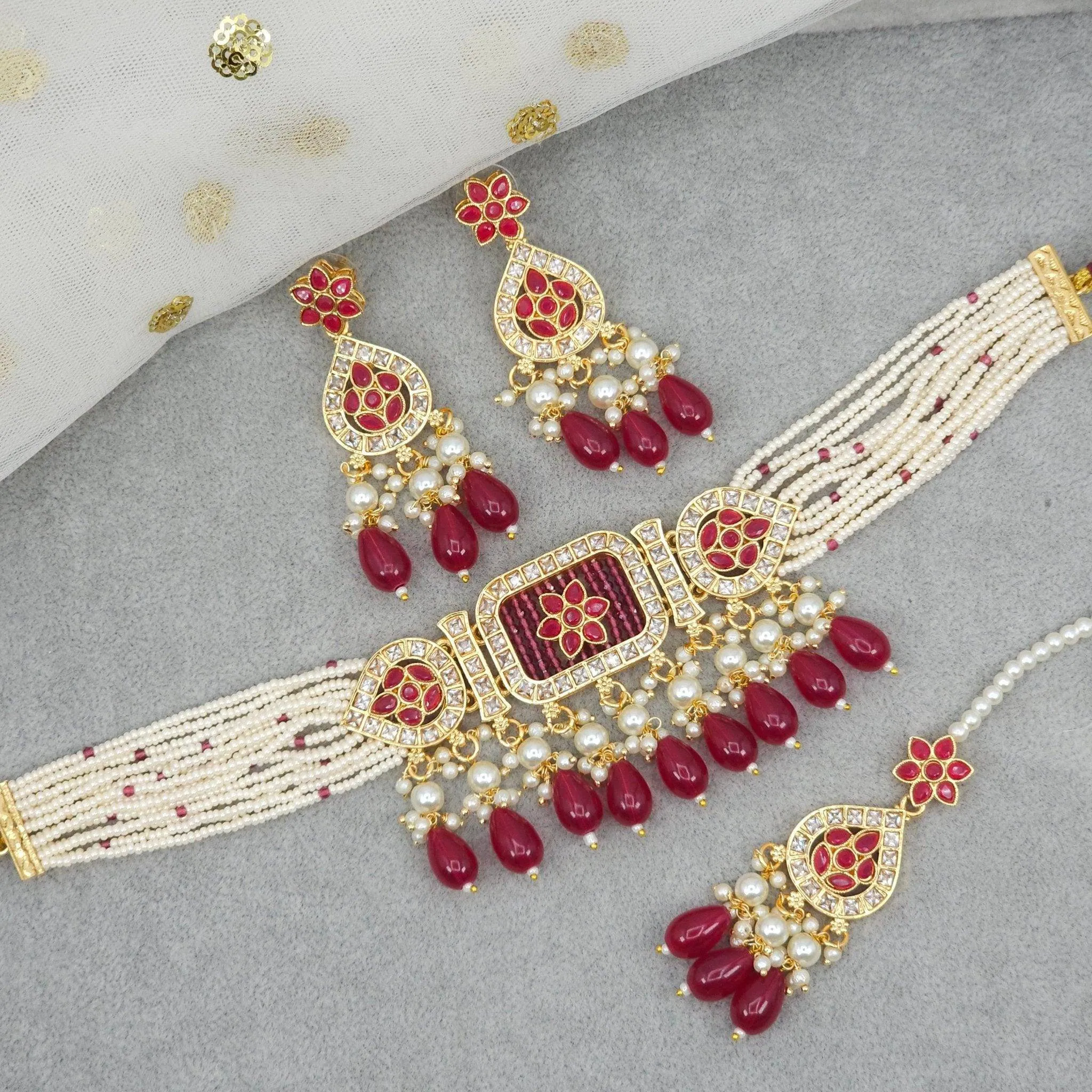 Aditi Choker Necklace Set