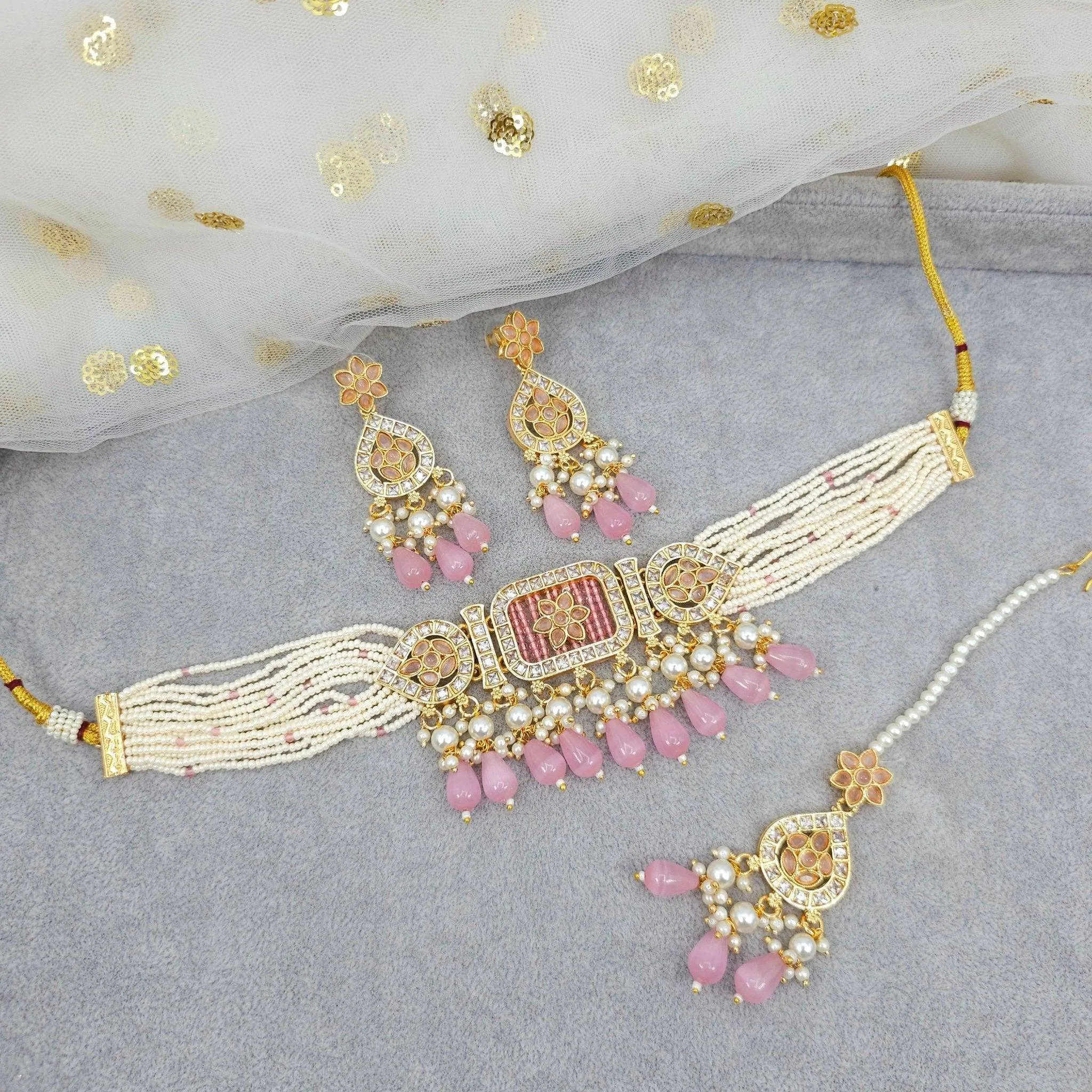 Aditi Choker Necklace Set