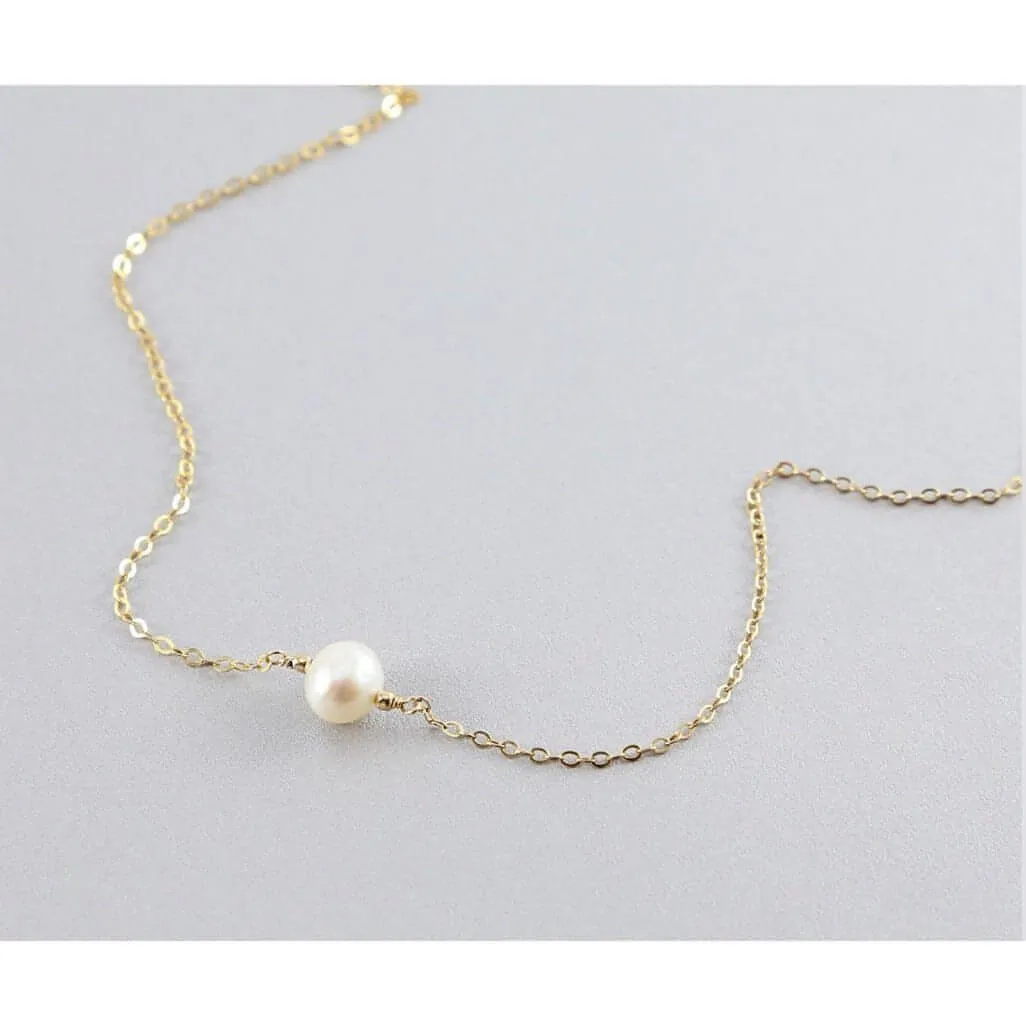 Claire Pearl Choker Necklace