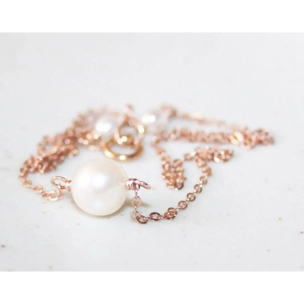 Claire Pearl Choker Necklace