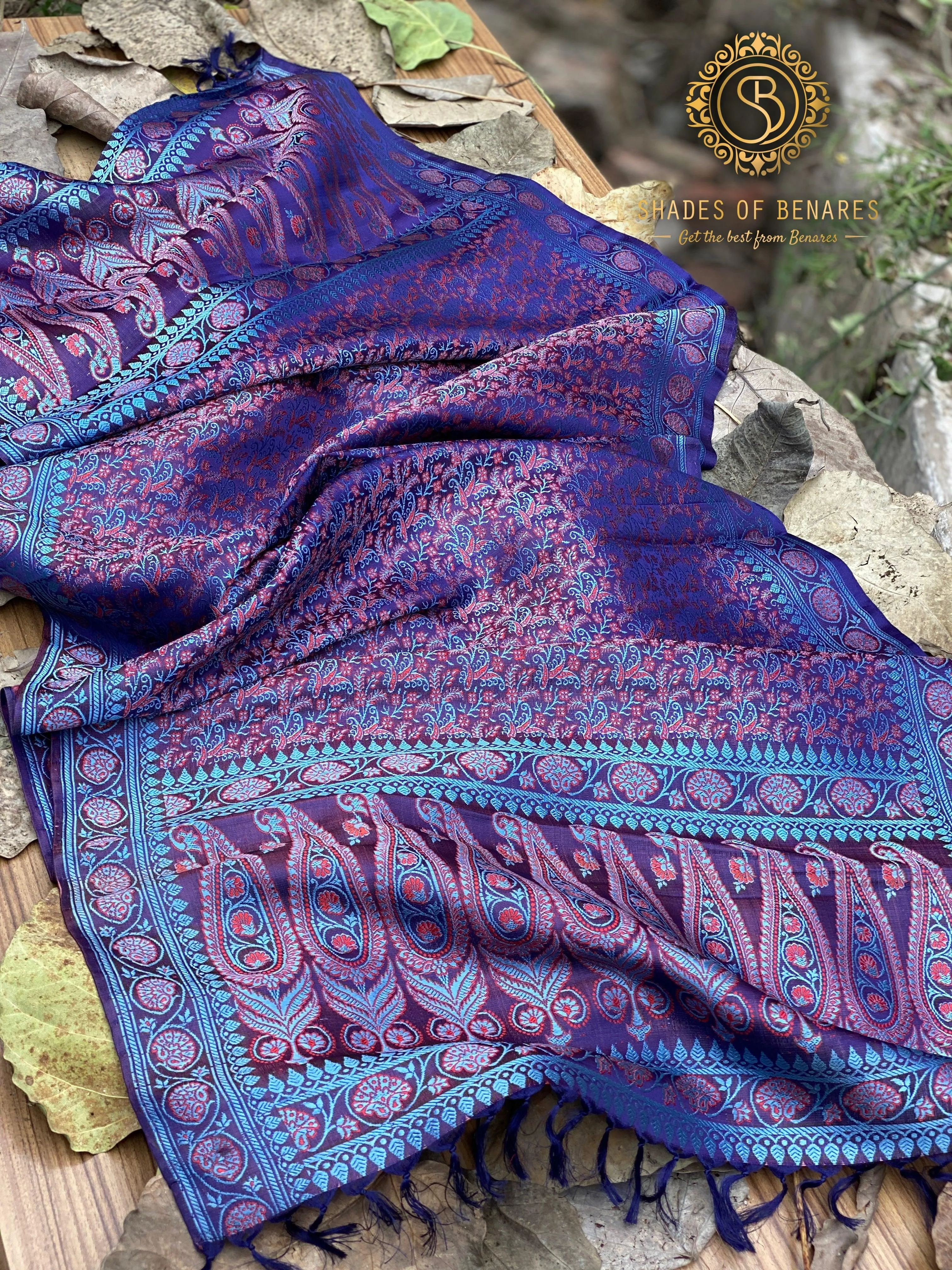 Elegant Blueish Purple Handloom Banarasi Silk Scarf