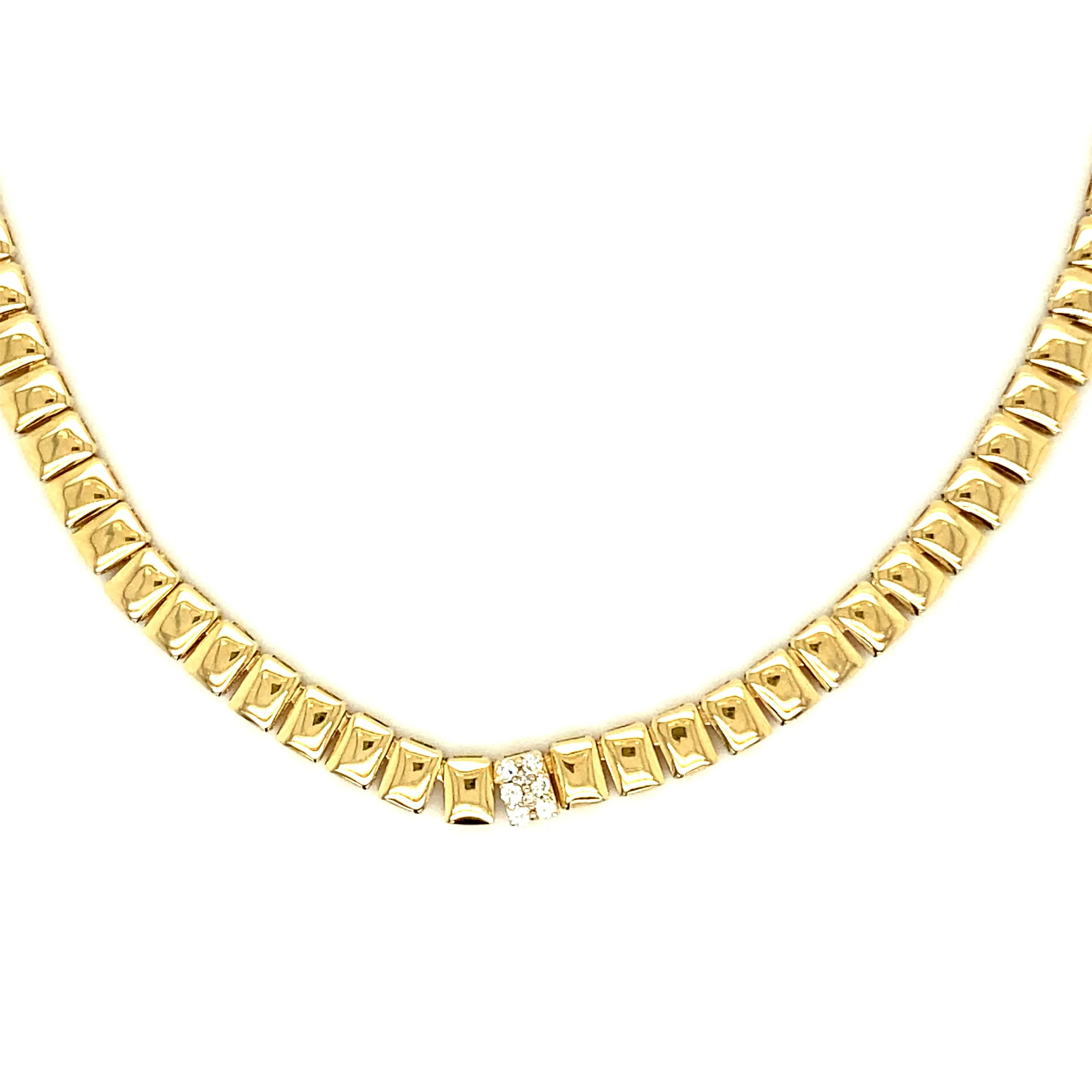 Emerald Shaped Choker with Diamond Center