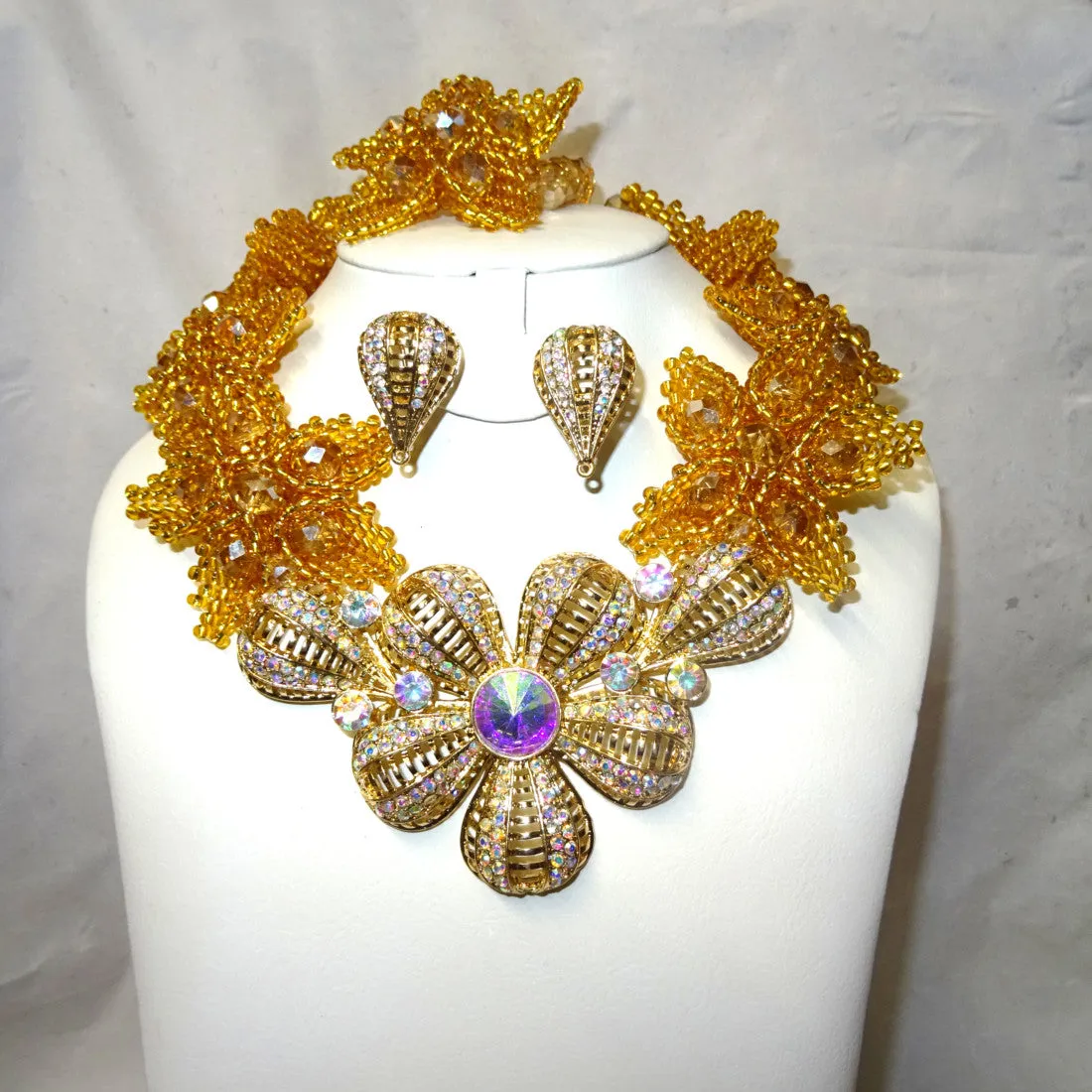 Exclusive Champagne Gold Flower Full Tulip Beautiful Brooch Wedding Beads Design Party Jewellery Set