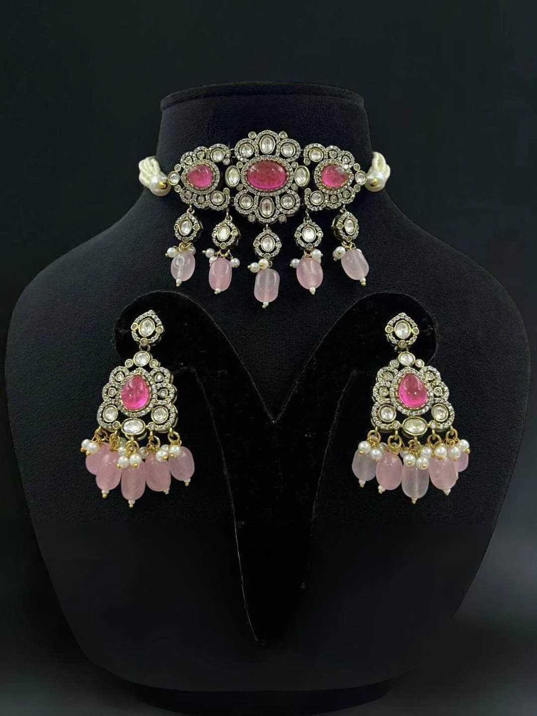 Heavy Radiant Harmony Choker