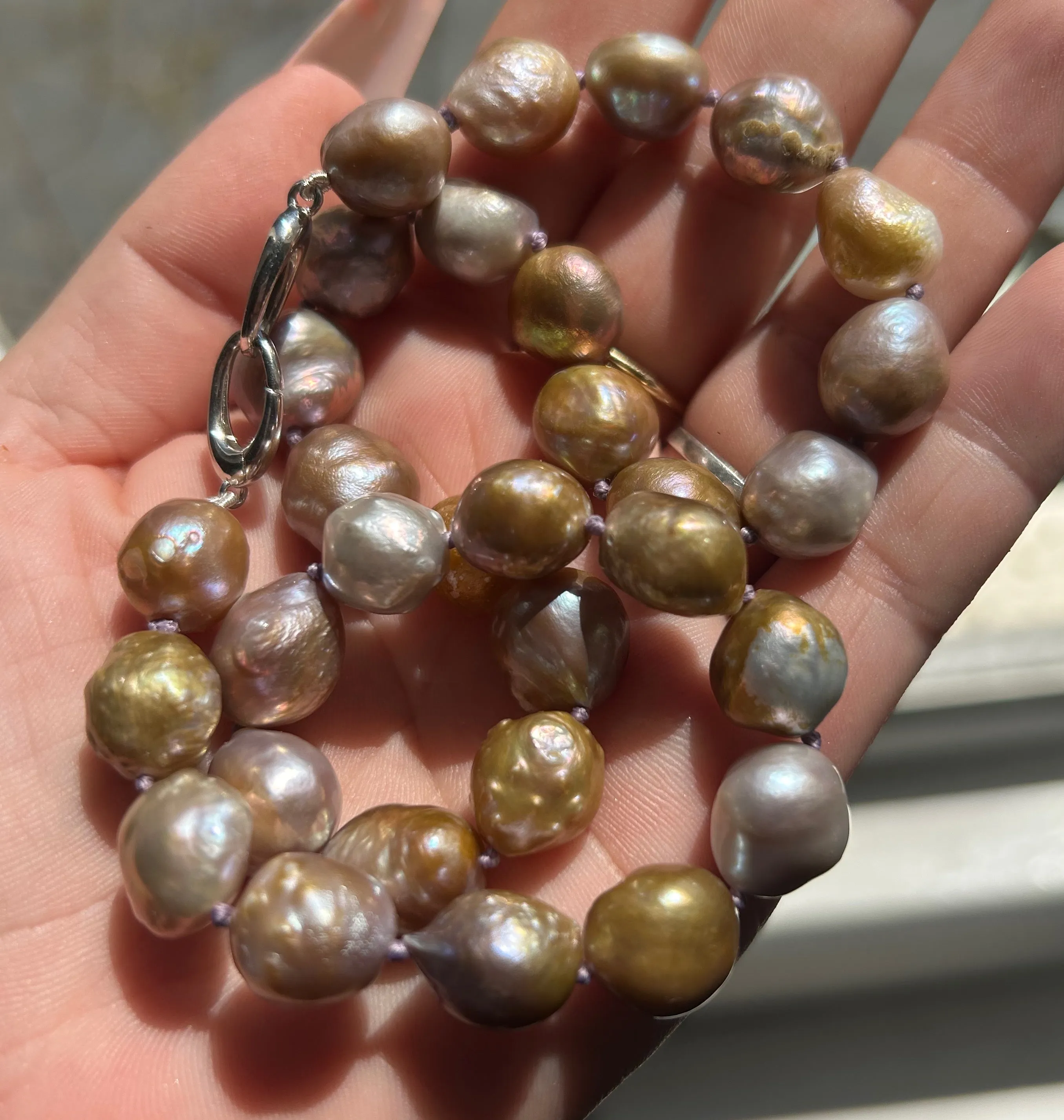 LAVENDER AND GOLD 18" NATURAL COLOR FRESHWATER NECKLACE