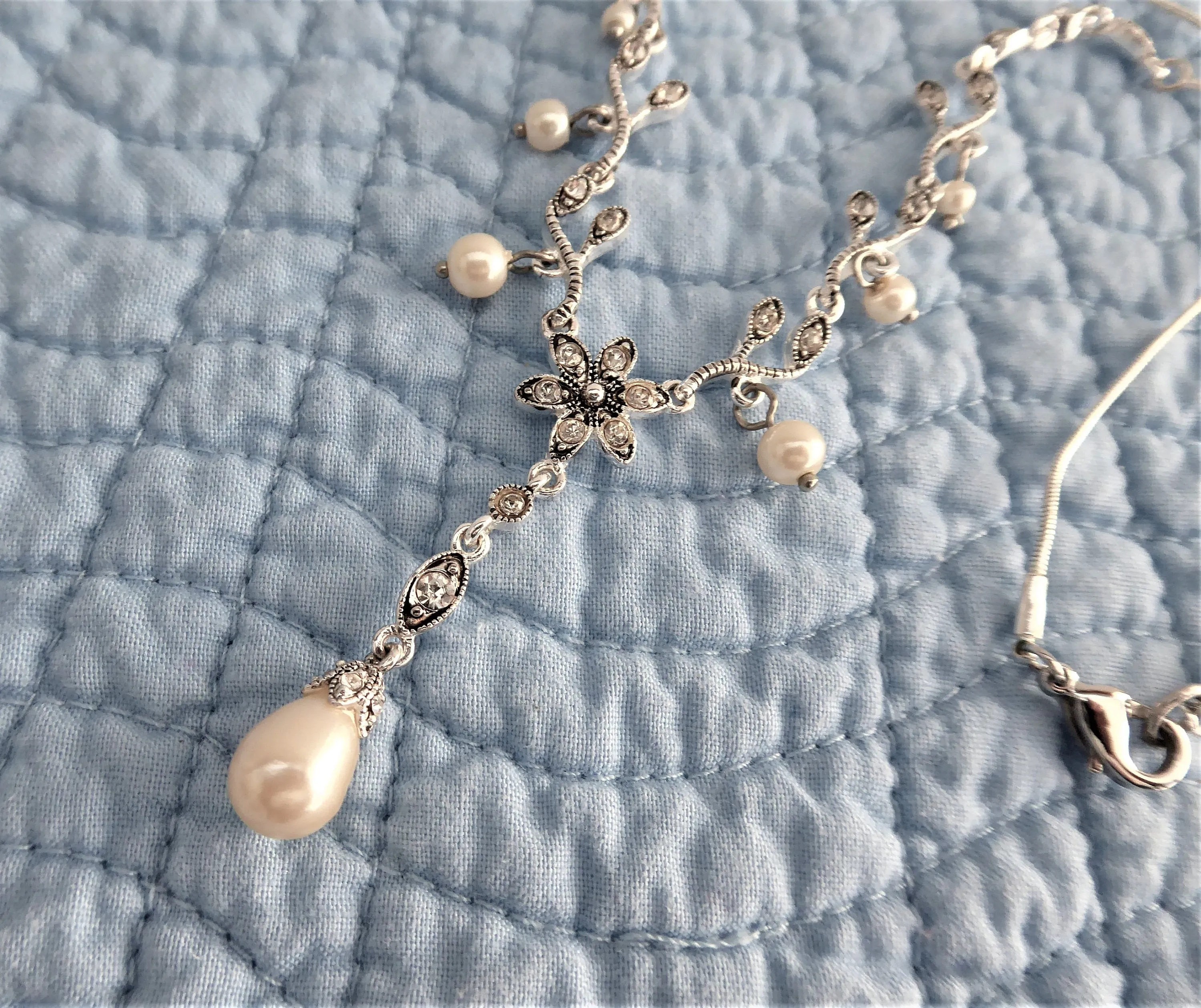 Rhinestone Necklace Bracelet Earrings Set Y Necklace Pearl Drops Leaves Romantic