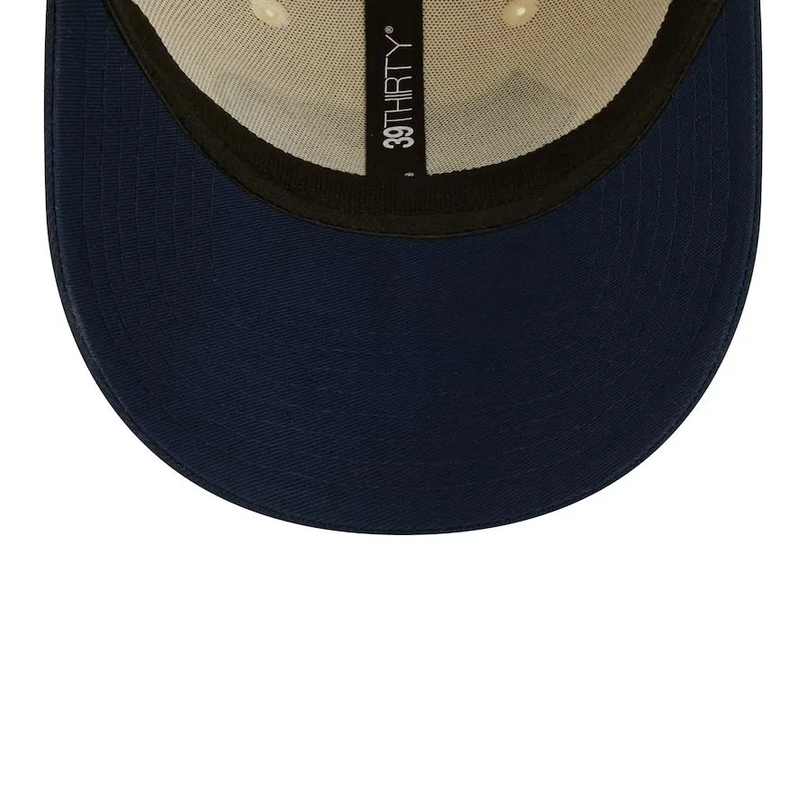 Seattle Seahawks 2022 Sideline 39THIRTY 2 Tone Flex Hat Cream/Navy