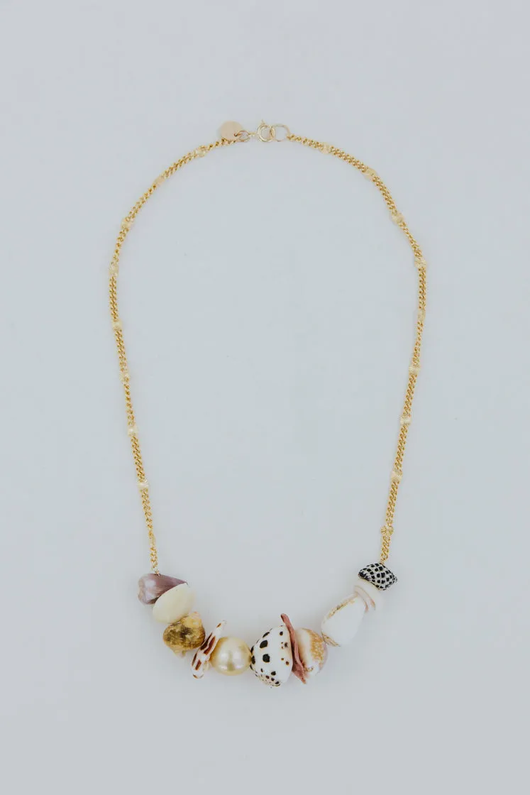 Shell Lei Choker - South Seas Pearl