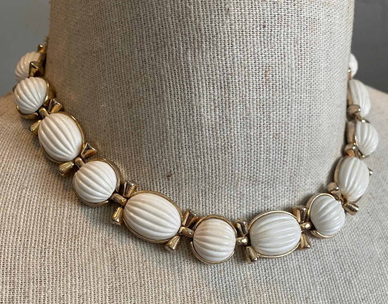 Signed Trifari Vintage Gold Tone Metal Milk Poured Glass Style Collar Necklace