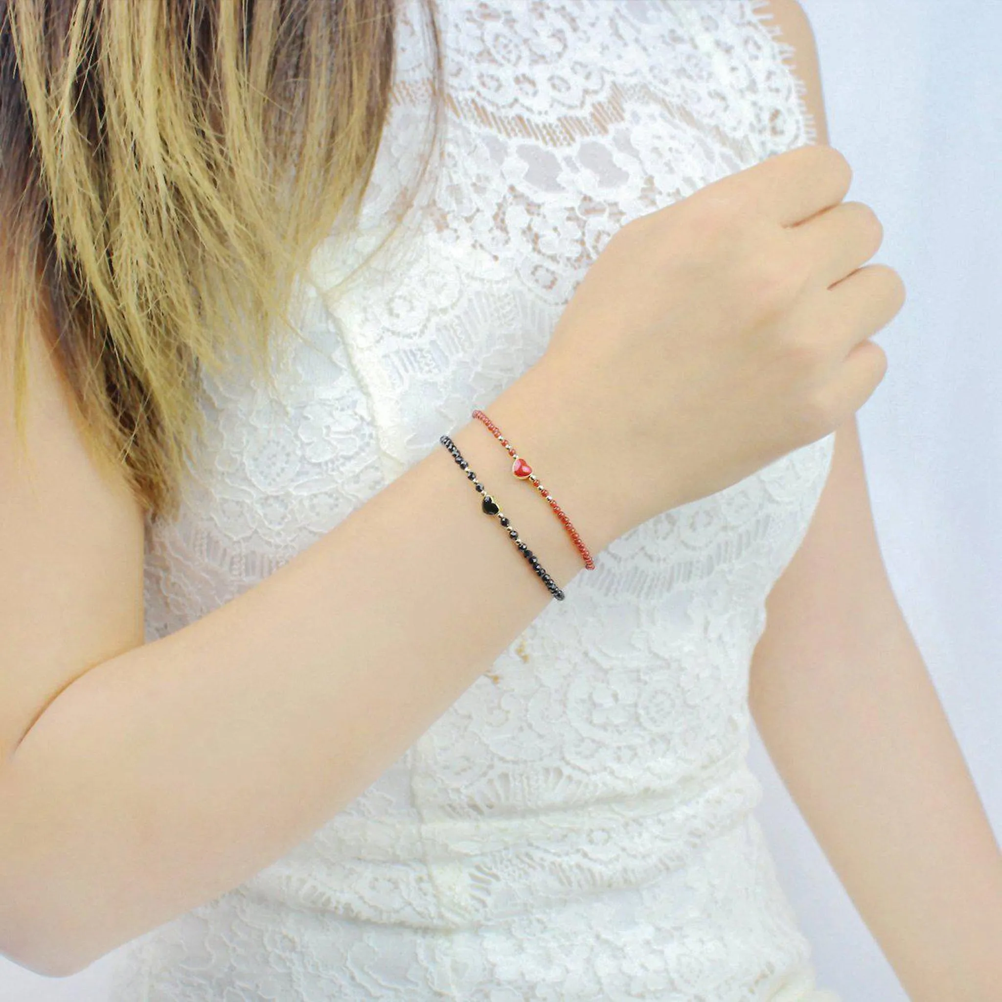 Tiny Black Onyx Heart Bracelet
